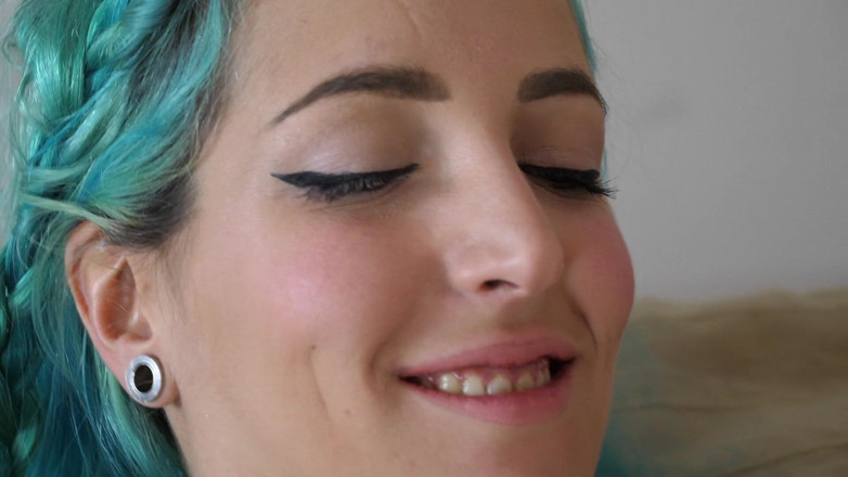 Verso Cinema: Blue hair prores