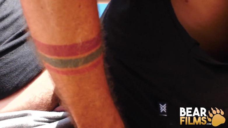 Bear Films: ベアフィルムズ アダム・ジョーンズとエール・テデスコ