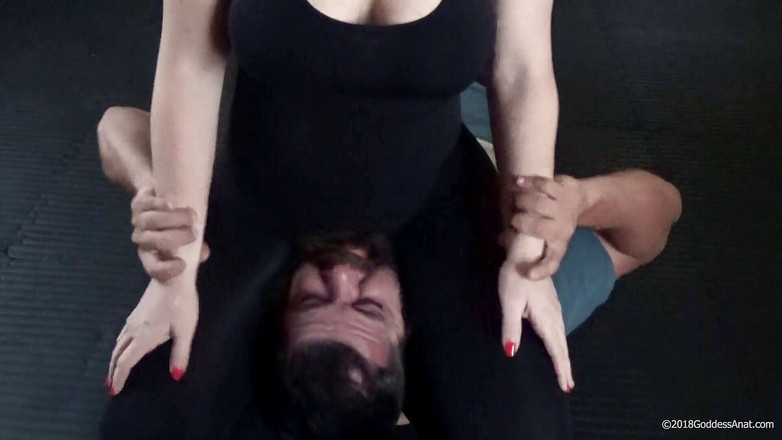 Goddess Anat Official: St. Louis Knockout! Göttin dominiert und frank snores