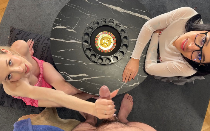 Ignoring Handjobs: Cabaran air mani bertiga CFNM untuk Krismas dan Keseronokan Dengan...