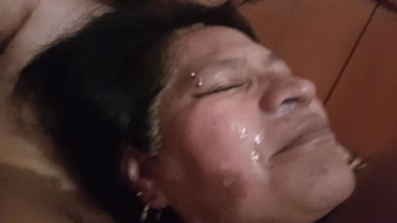 Moo DBOXXX: Regardez comme je jette du lait chaud sur ma belle-mère -...