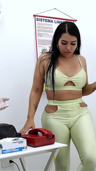I Was Surprised by the Size of My Patient's Ass and I Fuck Her in My Office - Fred_nunexx
