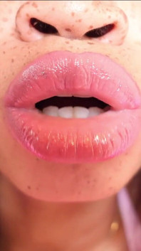 Mis labios son tu vida sexual
