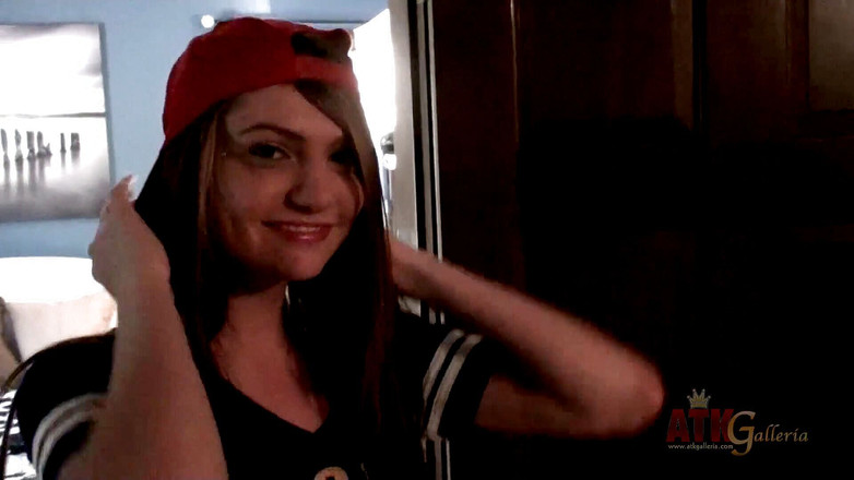 ATKIngdom: Detrás de escena mostrando sus habilidades