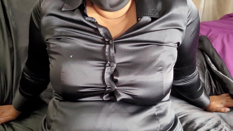 Slutty Ms B: Istruzioni per sborrare mentre succhio il cazzo di signore
