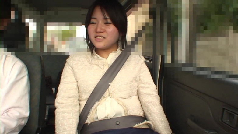 Japan Lust: Cute teen Eri gets picked up and fucked