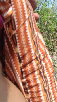 College couples enjoying outdoor fucking