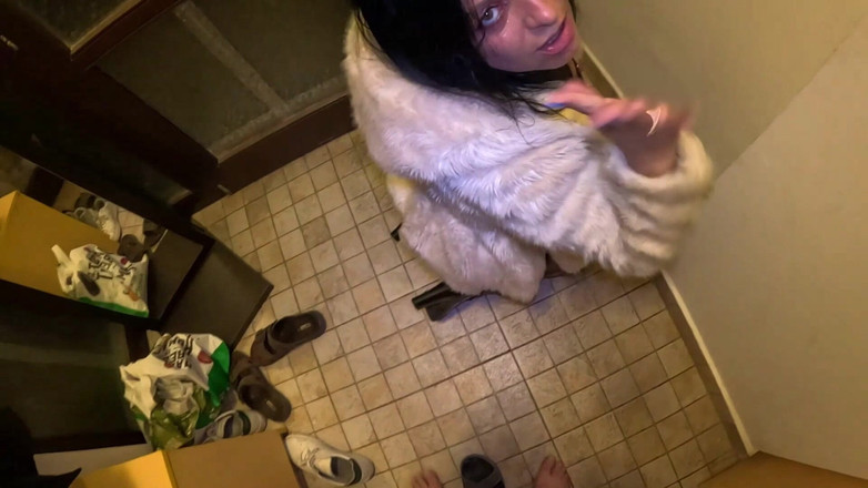 MilfyCalla: Risky Outdoor &amp; Indoor Blowjob in Stockings &amp; White Fur Coat - Messy...