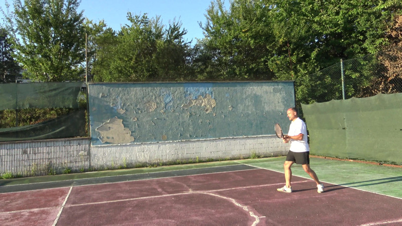 Femdom Austria: Tennis dominazione femminile!