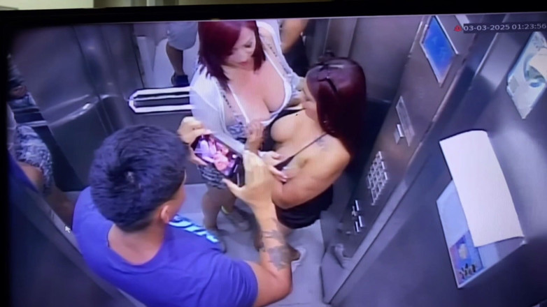 Kate jenn: Real Amateur Threesome on the Elevator