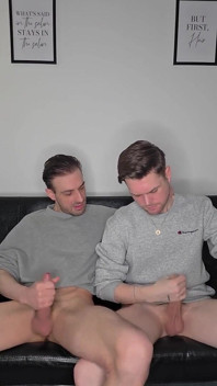 Hängend, Unbeschnitten, Brotosh Jungs, Seite an Seite Masturbation
