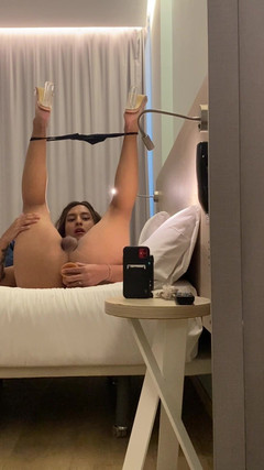 Natalia Valera: Poprvé jsem se vystříkal do rukou zdarma!