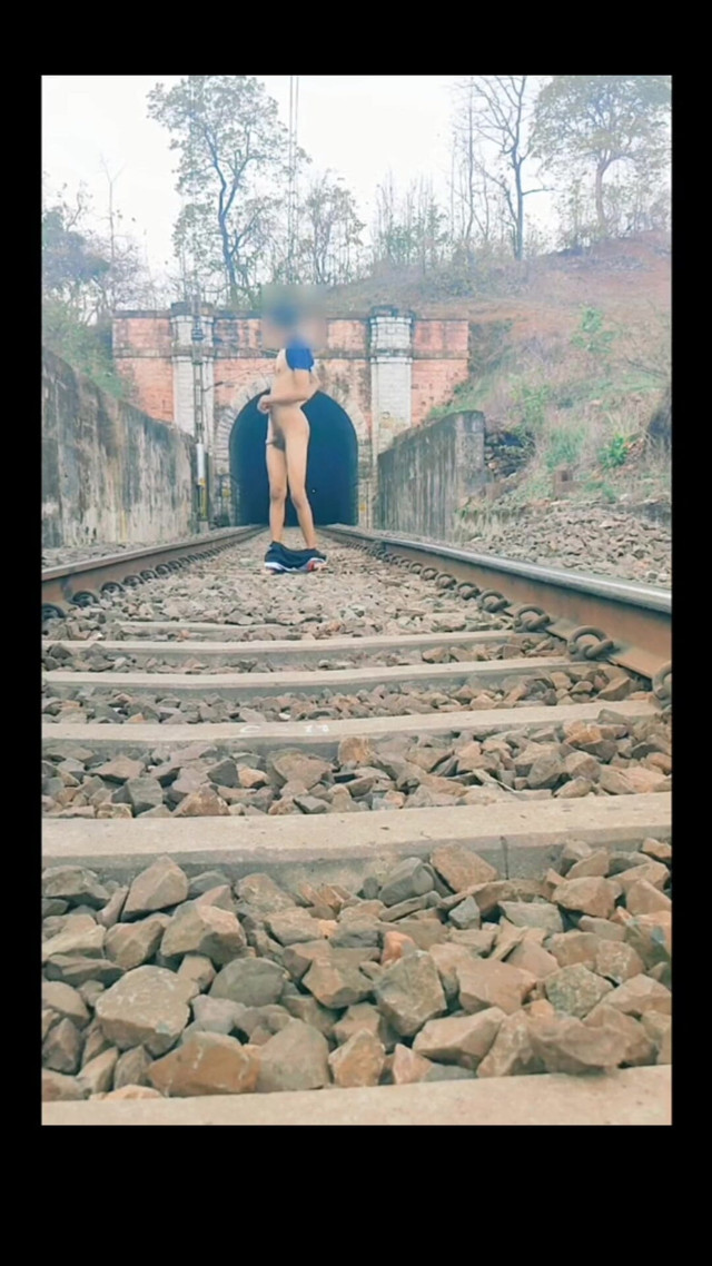 Rubbing Dick on Trailway Track (Tani)