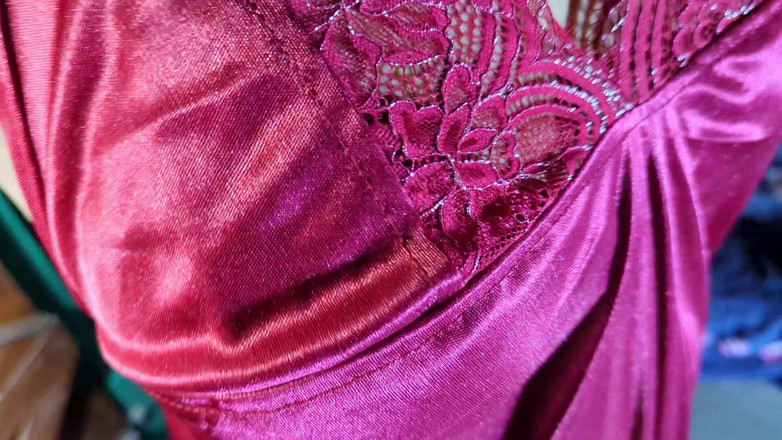 Rani Mondal: デジバビ法の兄弟とのセックス