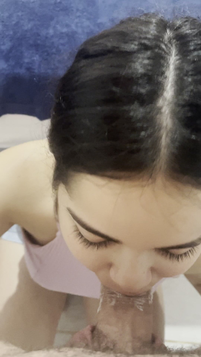 Debora Mendes: Dominant Looks - the Chemistry Between Debora and the Big Cock...