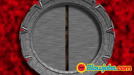 Oblowjobs: Skupinový sex naplněný análem pro blondýnku s malými kozami