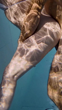 All Natural MILF Julia North Underwater Anal in the Pool