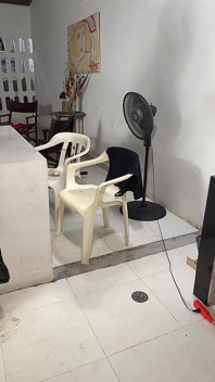 Adik tiri kawan baik saya melawatnya dan saya mengongkeknya