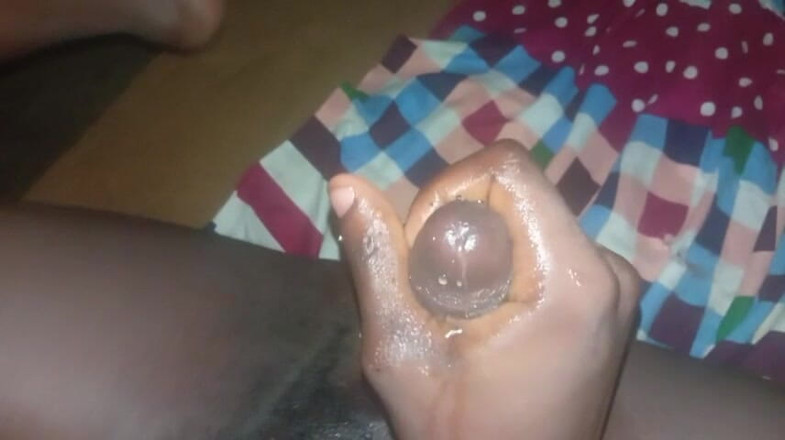 Africatrans: Il Ladyboy Grosso Cazzo Ha Bisogno Di Un Buco.