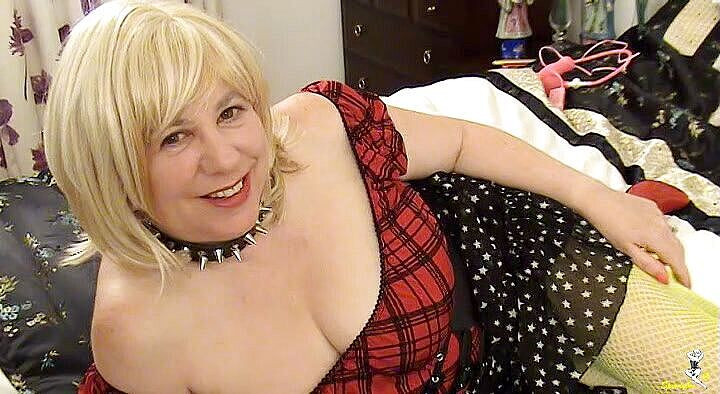 Dirty Doctors Clips: Jsem tak nehorázná