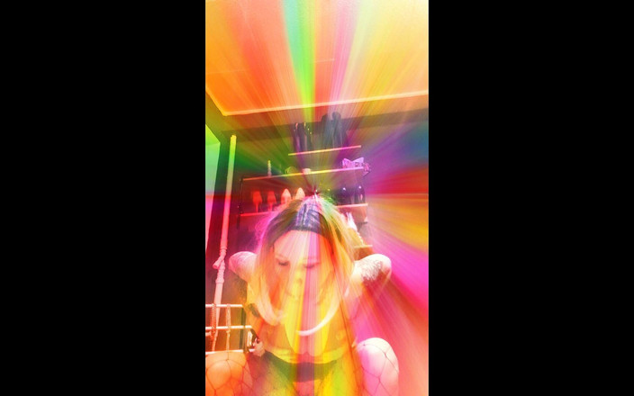 Lady_Angela: Lady Angela spuug fetisj-effecten