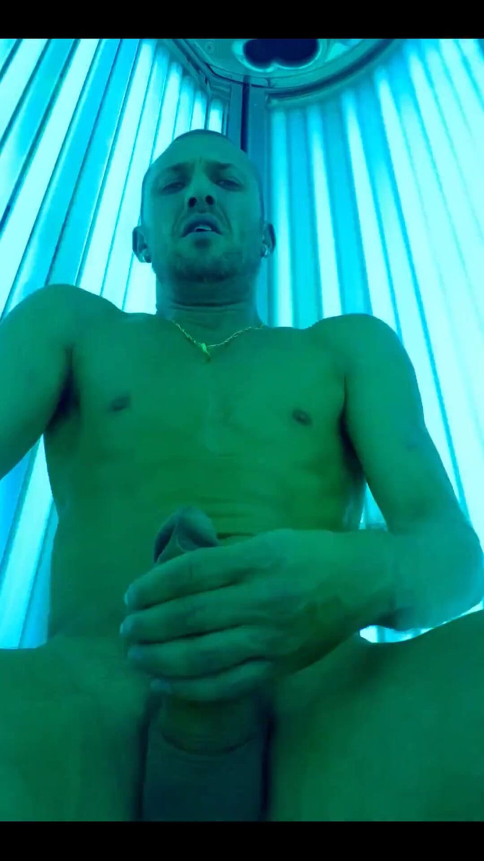 Boy jerking off: Ik ben zo geil