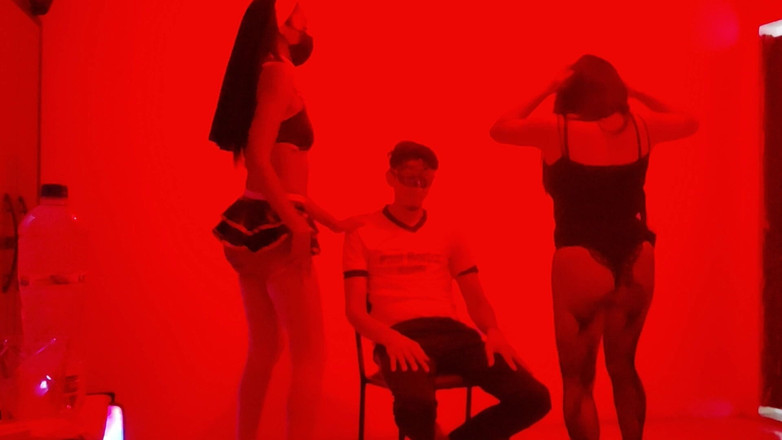 NEGRITA SEXY: Sevgili üvey erkek kardeşim için bekarlığa veda partisi düzenledik