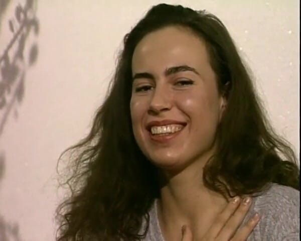 YOUR FIRST PORN: Inocența Păroasă Partea 1