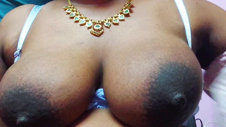 Desi Mohini: Beautiful Desi Boobs