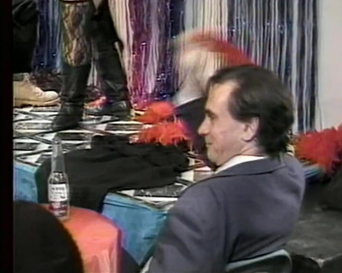 90s Vintage Taboo: Mokra cipka błaga o więcej 1