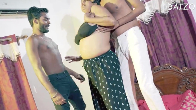 AlexDaizo: Berkongsi isteri dengan kawan baik bertiga India seks tegar