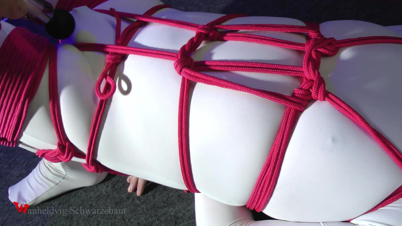 Wanheldvig: Rikki Long Time Bondage Dan Bergelut Di Lucra Fhd