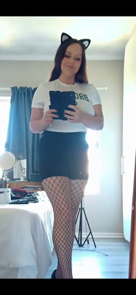 Fishnet Punčochy, Itty Bitty Shorts a Pleaser Podpatky