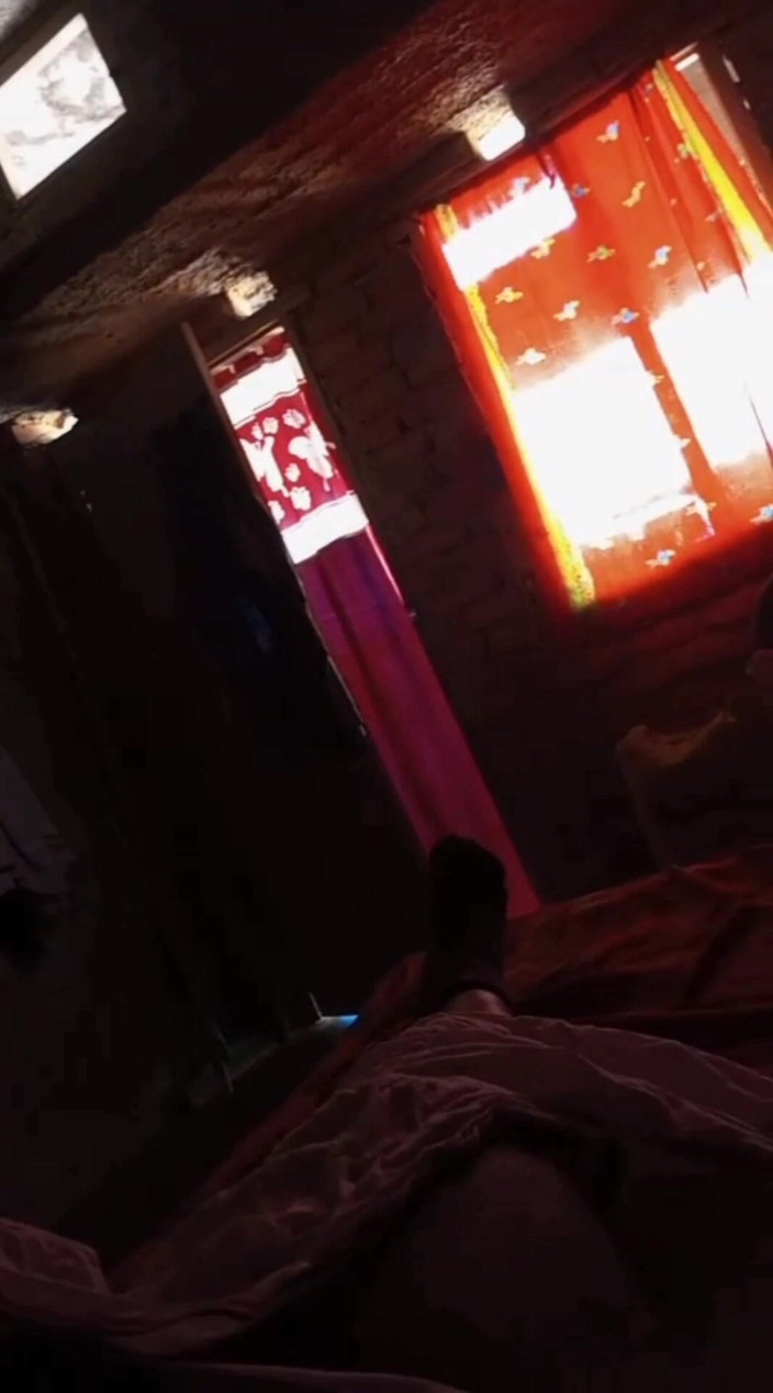 Auntixxx69: Secretamente estoy teniendo sexo con mi hermanastro