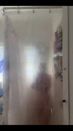 G3t_50m3: Aku lagi asik mandi bareng di malam tahun baru!