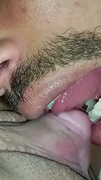 Sex with a Rastafarian and He Sucked Pussy.