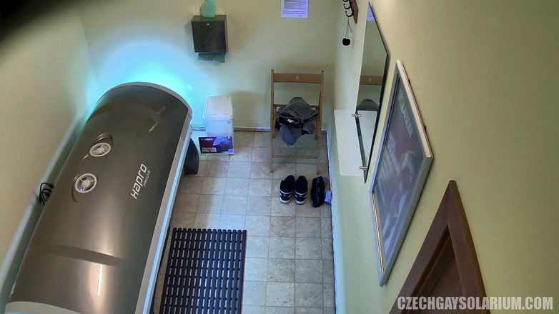 Czech Gay Solarium: Чеський гей-солярій 29, сольний трюк гарячого мускулистого чувака