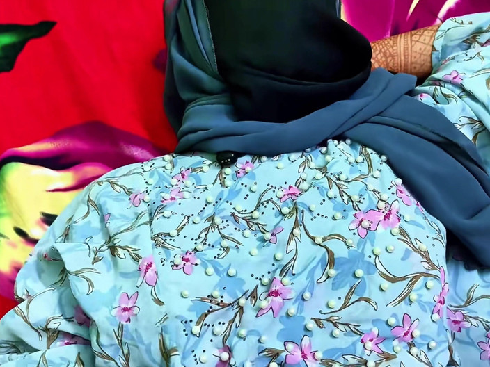 Riya Chowdhury: Panie, mogę przyjść, potrzebuję twojej pomocy