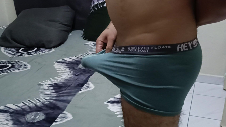 Mr Devilxxx: Slim Body with Big Cock