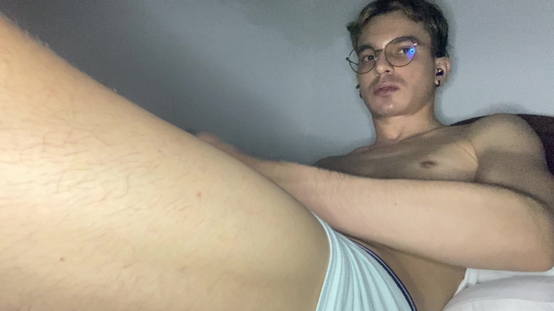 Andrews Perverts: Stright Boy si hraje se svým fleshlightem