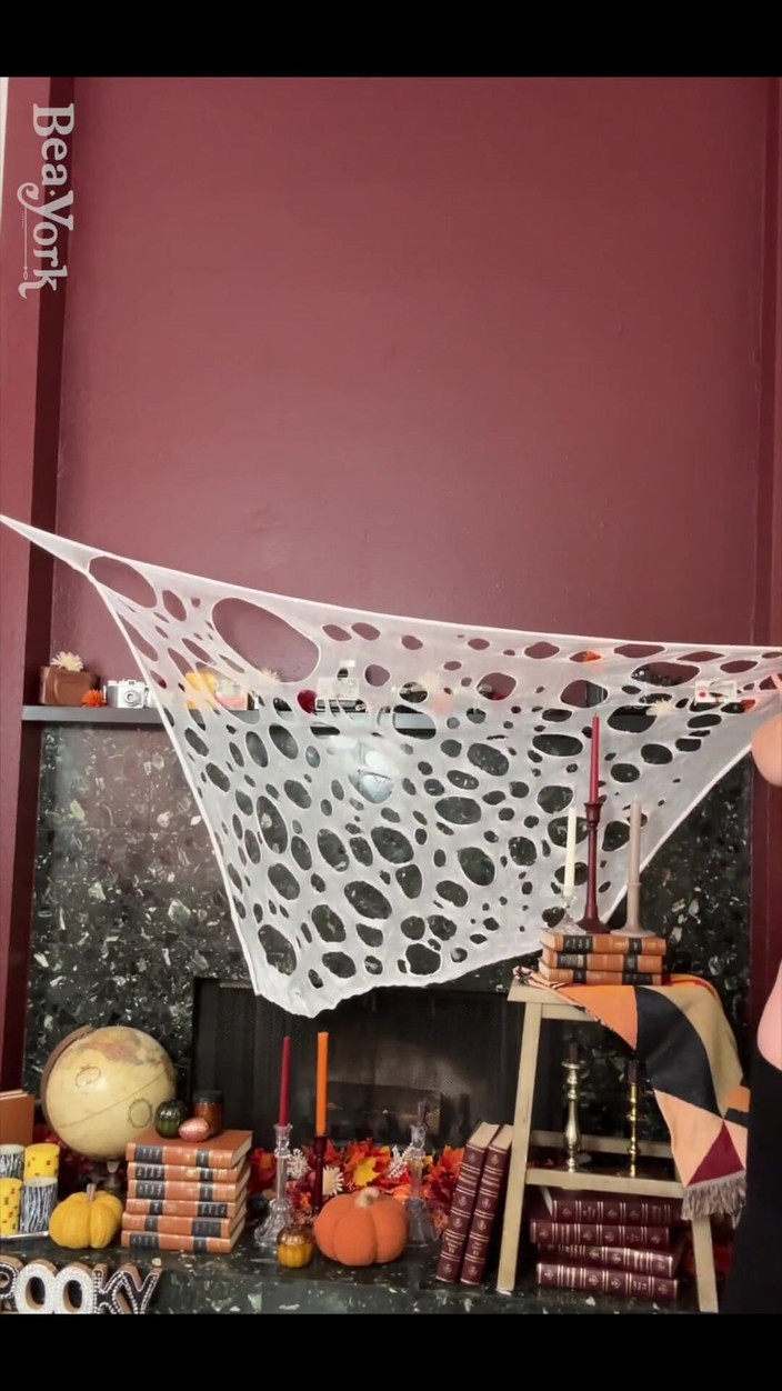 Bea York: Konečně dostávám dekorace pro Spooky Szn