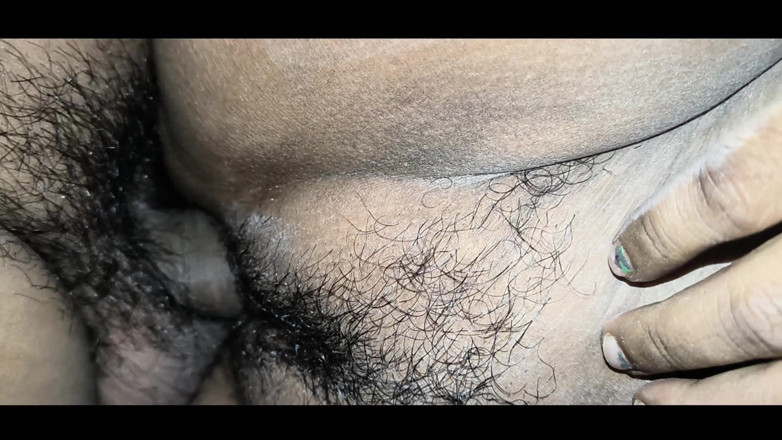 Desi step mom: Desi donne indiane piscio scopano duro vera desi moglie calda...