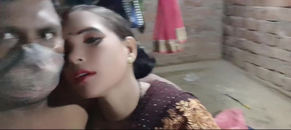 Renudbf: Sexo de Bhabhi con romance caliente