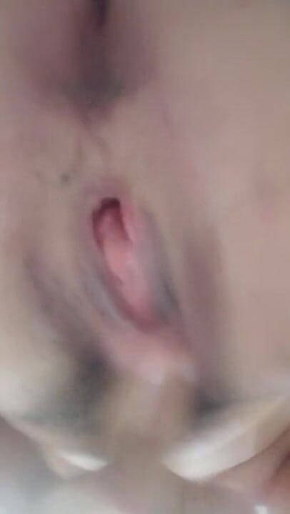 Patito_sexy: Meine vagina will einen reichen schwanz und einen milchigen schwanz.
