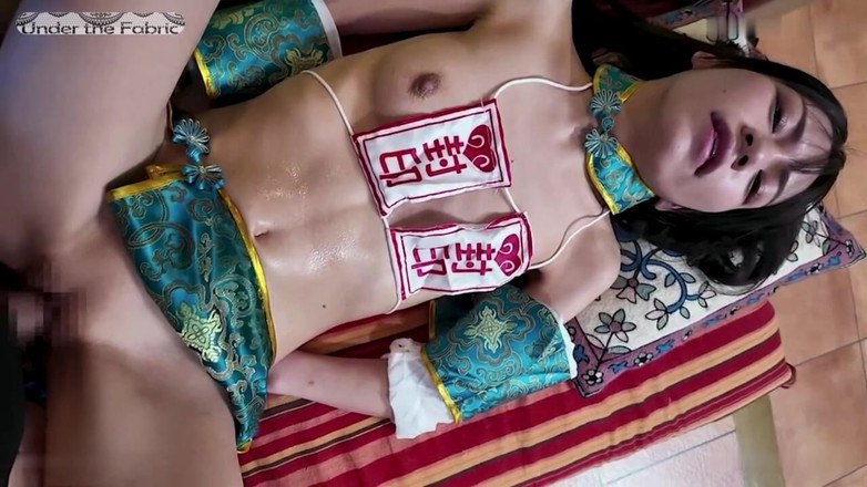 Far east hentai works: Too Light a Body, Shaking Apart? Sharp Rib Lines and...