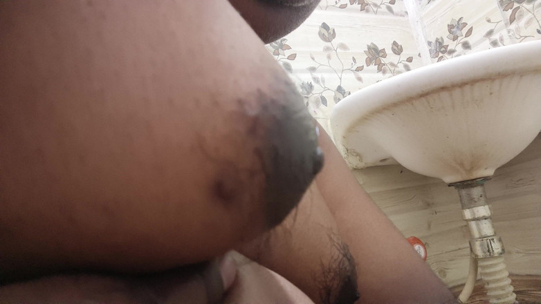 Fapidontmind: 배꼽과 에로틱한 젖꼭지