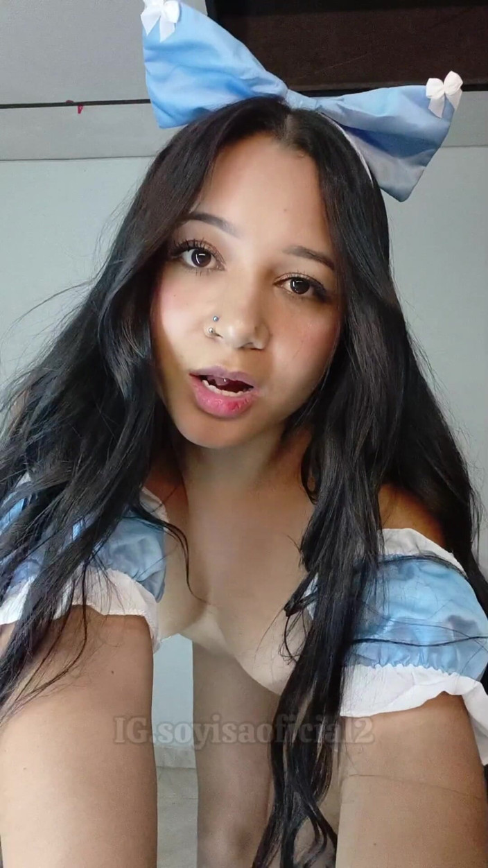 Isabel: اجعلني ساخنا يا مديره