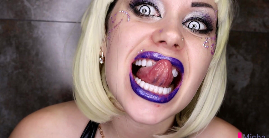 Goddess Misha Goldy: Kommen beim schlucken!