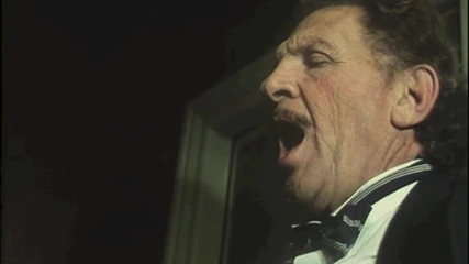 Zvrácenost hotelu: služba Concierge špehuje hosty šukají v pokoji