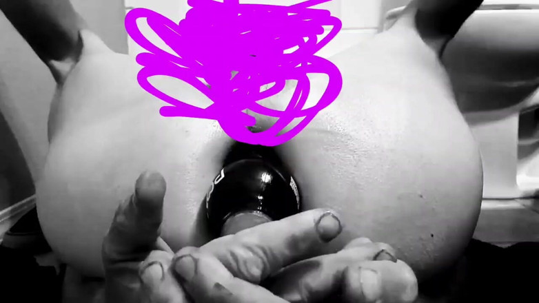 Hole fun 4 you: Сольна дірка